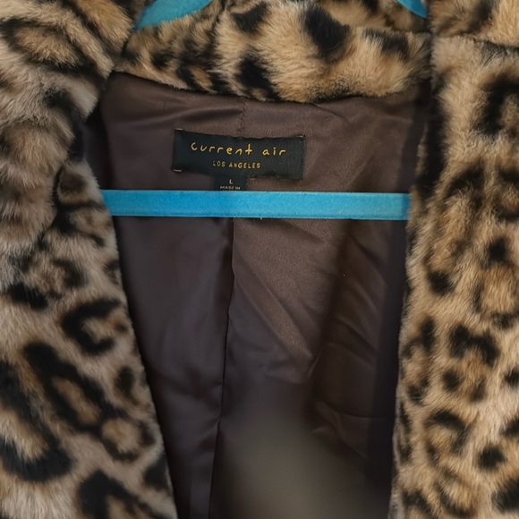 Anthropologie leopard faux fur jacket large - Picture 3 of 4